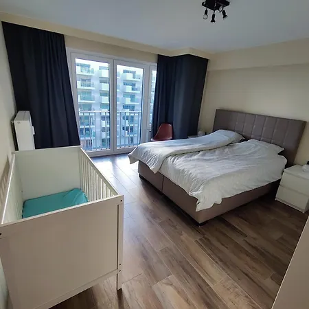 A Spacious And Modern 3-bedroom With Stunning Sea View T2 Apartment *