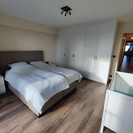A Spacious And Modern 3-bedroom With Stunning Sea View T2 Apartment