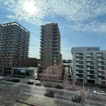 A Spacious And Modern 3-bedroom With Stunning Sea View T2 * オステンド