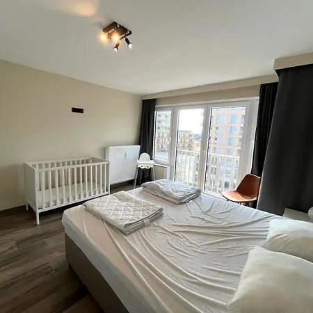 A Spacious And Modern 3-bedroom With Stunning Sea View T2